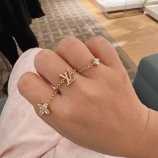 LV Rings